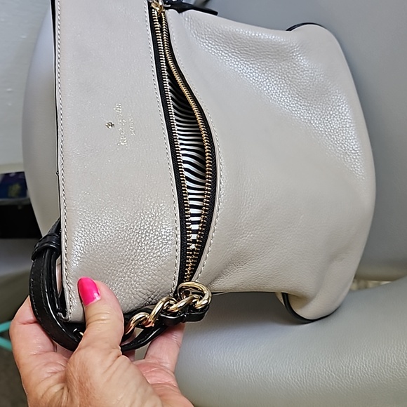 Kate Spade ♠️ - Picture 5 of 8